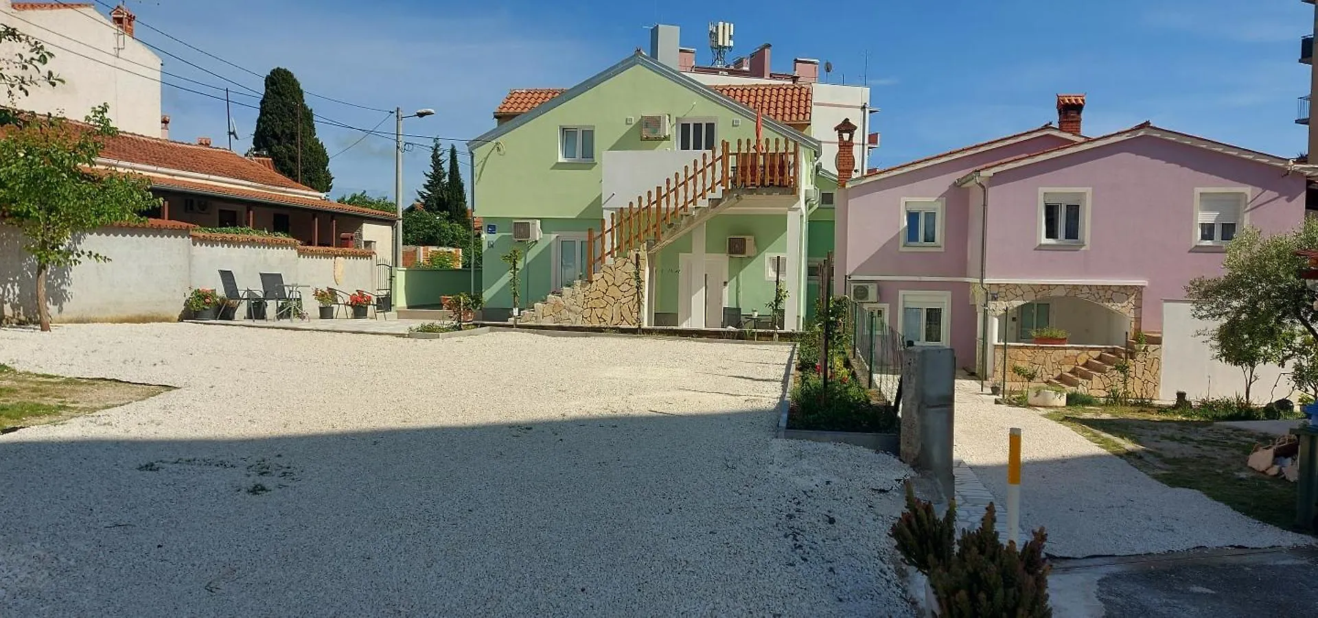 Apartment Ema & Sea Apartment'S With Free Private Parking Pula