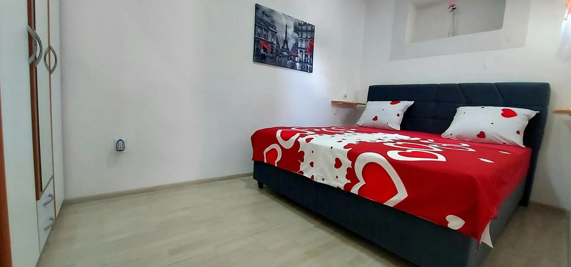 Ema & Sea Apartment'S Pula Croatia