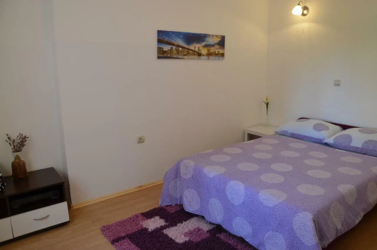 Ema & Sea Apartment'S With Free Private Parking Pula