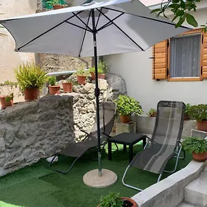 apartman-romana-trogir.hotels-in-trogir.com/